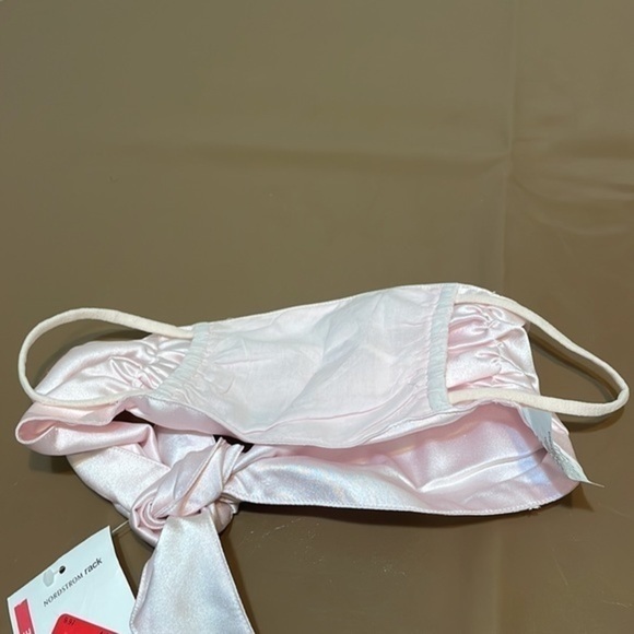 Pink polyester Barbie face mask - Picture 3 of 6